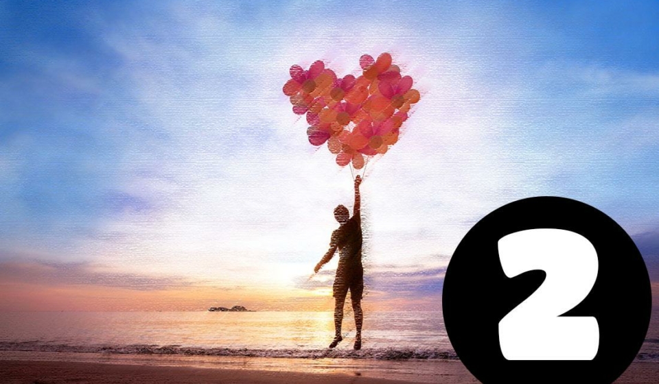 chasing_creativity_man_balloons_ocean-TWO_2